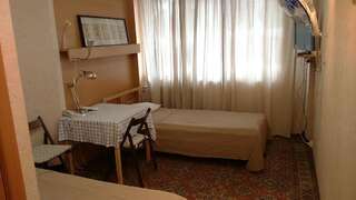 Гостиница Полет Омск Стандартный двухместный номер с 2 отдельными кроватями-5